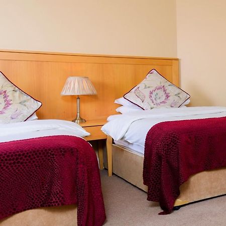 Dingle Bay Hotel Экстерьер фото